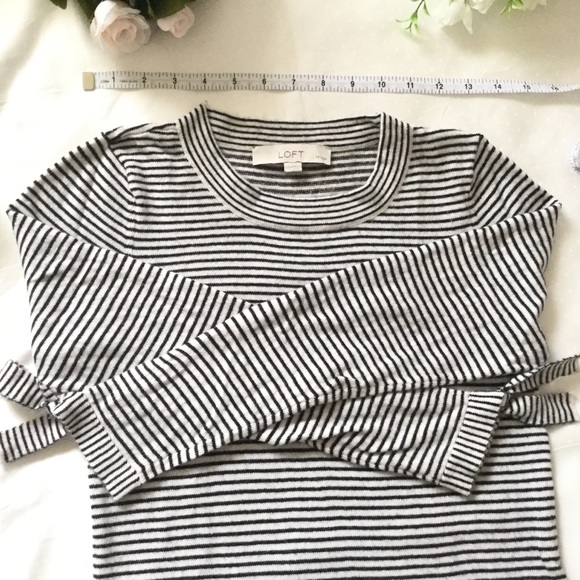 Striped Tied-Sleeved Sweater - Picture 2 of 6